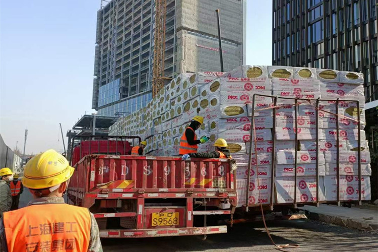 Considerations for Handling Rock Wool at Construction Sites 