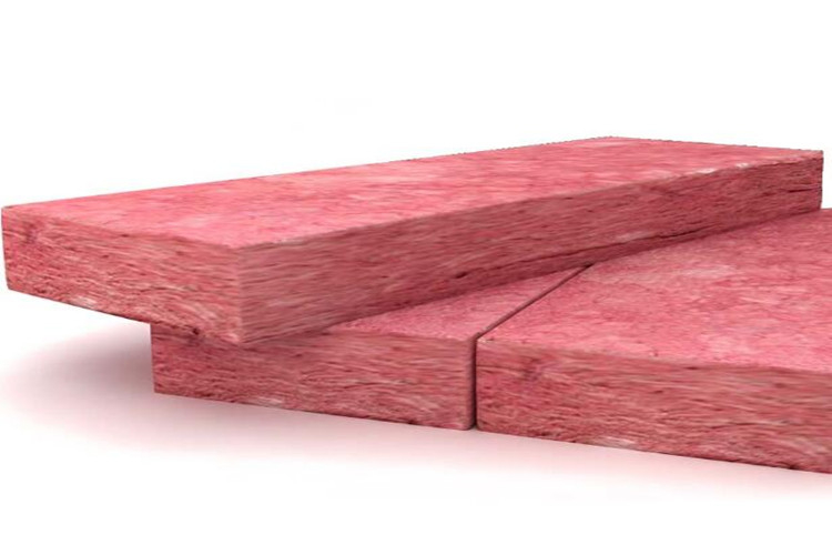 Pink fiber glass wool batt