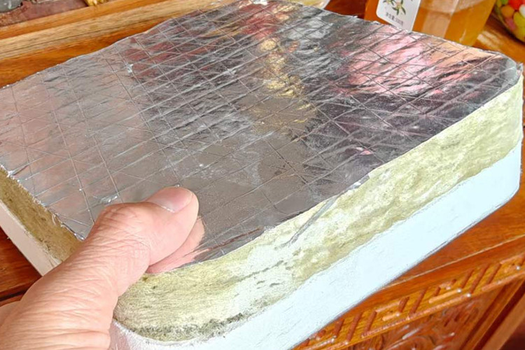Rock Wool Reinforced Foil Facing